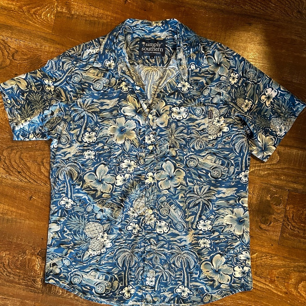 Simply, Southern Hawaiian shirt lightweight